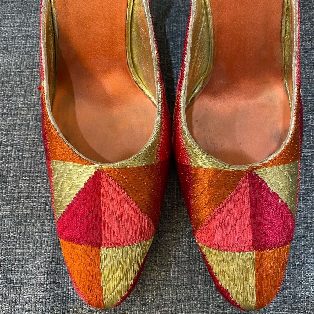 Fendi Red and Gold Geometric Mules - Picture 3 of 11